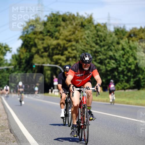 07.09.2025 - 19. Norderstedt Triathlon Michael Burmester http://msf.ph/oto/8835543 07.09.2025 12:33:08 Radfahren 182, 718, 853, 1276, 1342 meine-sportfotos.de