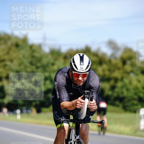 07.09.2025 - 19. Norderstedt Triathlon Michael Burmester http://msf.ph/oto/8835549 07.09.2025 12:33:13 Radfahren 250 meine-sportfotos.de