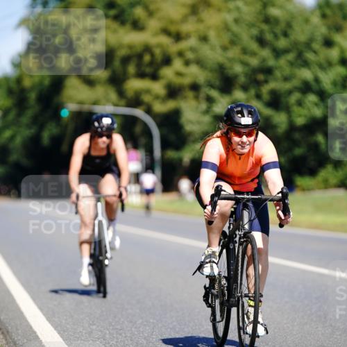 07.09.2025 - 19. Norderstedt Triathlon Michael Burmester http://msf.ph/oto/8835616 07.09.2025 12:34:01 Radfahren 272, 273, 852 meine-sportfotos.de