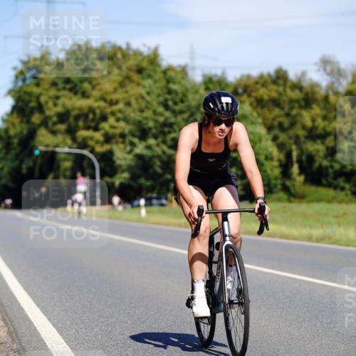 07.09.2025 - 19. Norderstedt Triathlon Michael Burmester http://msf.ph/oto/8835621 07.09.2025 12:34:02 Radfahren 272, 273, 852 meine-sportfotos.de