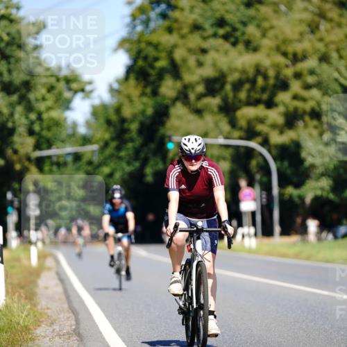 07.09.2025 - 19. Norderstedt Triathlon Michael Burmester http://msf.ph/oto/8835637 07.09.2025 12:34:20 Radfahren 809 meine-sportfotos.de