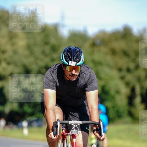 07.09.2025 - 19. Norderstedt Triathlon Michael Burmester http://msf.ph/oto/8835698 07.09.2025 12:35:24 Radfahren 717 meine-sportfotos.de