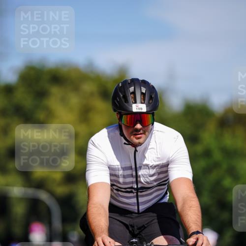 07.09.2025 - 19. Norderstedt Triathlon Michael Burmester http://msf.ph/oto/8835716 07.09.2025 12:35:35 Radfahren 189, 700, 1297 meine-sportfotos.de