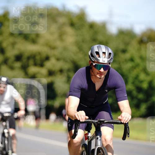 07.09.2025 - 19. Norderstedt Triathlon Michael Burmester http://msf.ph/oto/8835722 07.09.2025 12:35:38 Radfahren 173, 189, 700, 709, 1297 meine-sportfotos.de