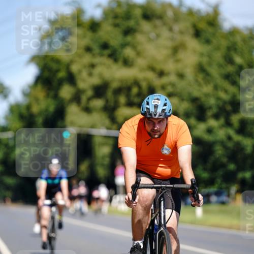 07.09.2025 - 19. Norderstedt Triathlon Michael Burmester http://msf.ph/oto/8835734 07.09.2025 12:35:48 Radfahren 283, 786, 810 meine-sportfotos.de