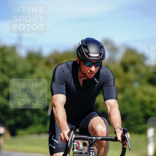 07.09.2025 - 19. Norderstedt Triathlon Michael Burmester http://msf.ph/oto/8835762 07.09.2025 12:36:08 Radfahren 725, 1296 meine-sportfotos.de