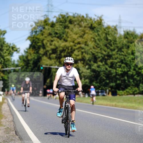 07.09.2025 - 19. Norderstedt Triathlon Michael Burmester http://msf.ph/oto/8835815 07.09.2025 12:36:52 Radfahren 757, 1398 meine-sportfotos.de