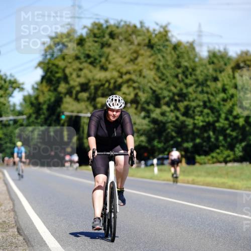 07.09.2025 - 19. Norderstedt Triathlon Michael Burmester http://msf.ph/oto/8835822 07.09.2025 12:36:54 Radfahren 757, 1398 meine-sportfotos.de