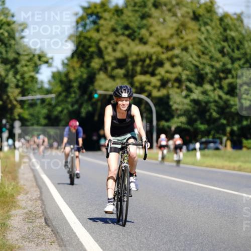 07.09.2025 - 19. Norderstedt Triathlon Michael Burmester http://msf.ph/oto/8835880 07.09.2025 12:37:44 Radfahren 208 meine-sportfotos.de