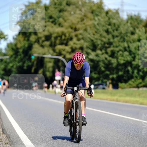 07.09.2025 - 19. Norderstedt Triathlon Michael Burmester http://msf.ph/oto/8835889 07.09.2025 12:37:47 Radfahren 208, 1292 meine-sportfotos.de