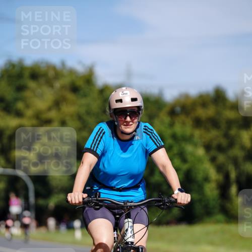 07.09.2025 - 19. Norderstedt Triathlon Michael Burmester http://msf.ph/oto/8835920 07.09.2025 12:38:05 Radfahren 205, 301, 1252 meine-sportfotos.de