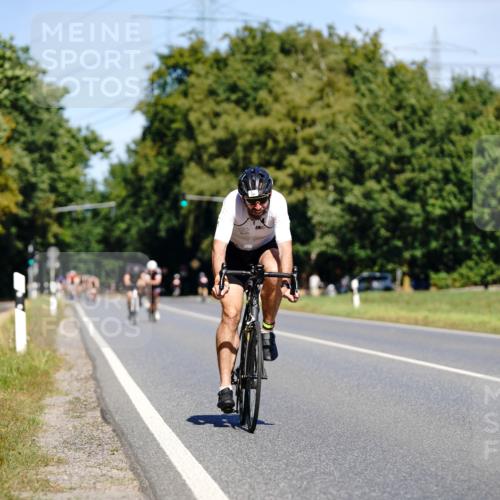 07.09.2025 - 19. Norderstedt Triathlon Michael Burmester http://msf.ph/oto/8835943 07.09.2025 12:38:17 Radfahren 187 meine-sportfotos.de