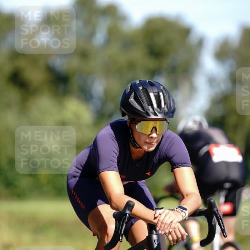 07.09.2025 - 19. Norderstedt Triathlon Michael Burmester http://msf.ph/oto/8836085 07.09.2025 12:40:18 Radfahren 811, 1256 meine-sportfotos.de
