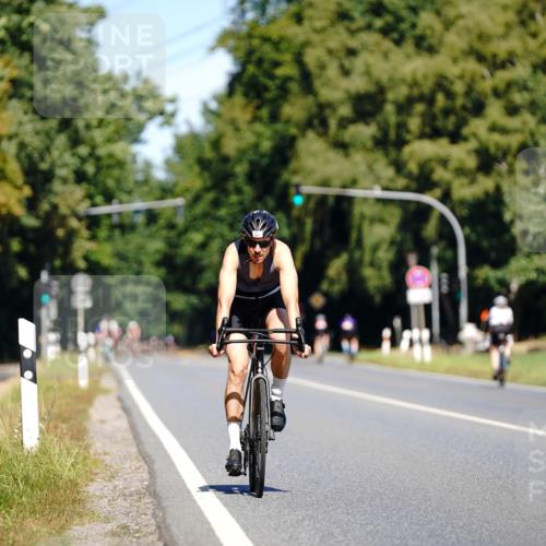 07.09.2025 - 19. Norderstedt Triathlon Michael Burmester http://msf.ph/oto/8836100 07.09.2025 12:40:32 Radfahren 847 meine-sportfotos.de