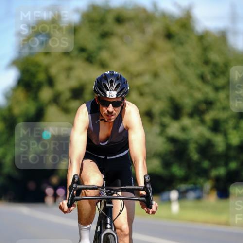 07.09.2025 - 19. Norderstedt Triathlon Michael Burmester http://msf.ph/oto/8836102 07.09.2025 12:40:33 Radfahren 847 meine-sportfotos.de