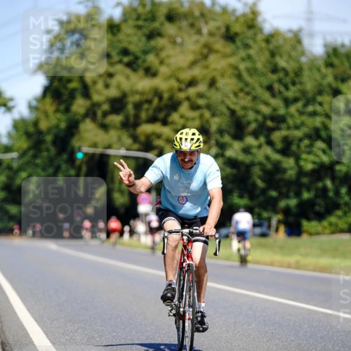 07.09.2025 - 19. Norderstedt Triathlon Michael Burmester http://msf.ph/oto/8836219 07.09.2025 12:41:57 Radfahren 150, 762 meine-sportfotos.de