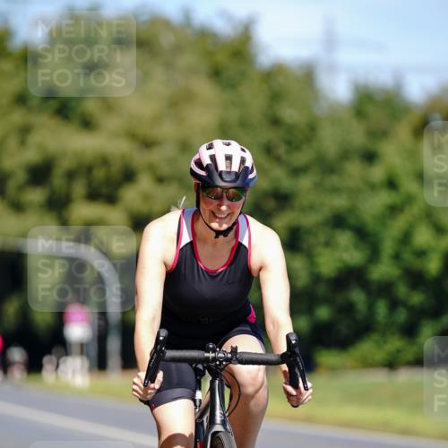 07.09.2025 - 19. Norderstedt Triathlon Michael Burmester http://msf.ph/oto/8836261 07.09.2025 12:42:34 Radfahren 290 meine-sportfotos.de