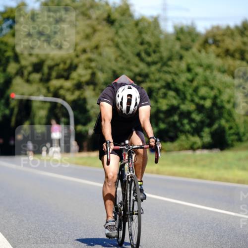 07.09.2025 - 19. Norderstedt Triathlon Michael Burmester http://msf.ph/oto/8836316 07.09.2025 12:42:53 Radfahren 141, 265 meine-sportfotos.de