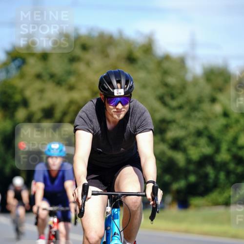 07.09.2025 - 19. Norderstedt Triathlon Michael Burmester http://msf.ph/oto/8836323 07.09.2025 12:42:59 Radfahren 177, 1345 meine-sportfotos.de