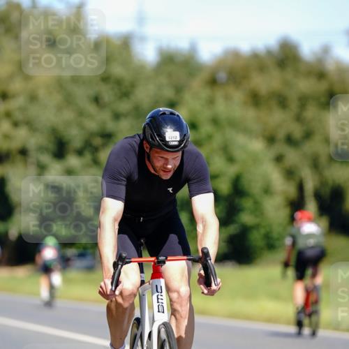 07.09.2025 - 19. Norderstedt Triathlon Michael Burmester http://msf.ph/oto/8836394 07.09.2025 12:43:35 Radfahren 1212, 1337 meine-sportfotos.de