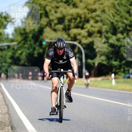 07.09.2025 - 19. Norderstedt Triathlon Michael Burmester http://msf.ph/oto/8836422 07.09.2025 12:43:53 Radfahren 1317, 1385 meine-sportfotos.de