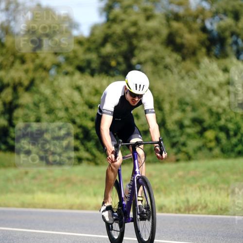07.09.2025 - 19. Norderstedt Triathlon Michael Burmester http://msf.ph/oto/8836488 07.09.2025 12:44:57 Radfahren 167, 820 meine-sportfotos.de