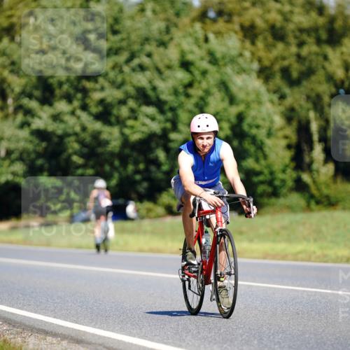 07.09.2025 - 19. Norderstedt Triathlon Michael Burmester http://msf.ph/oto/8836499 07.09.2025 12:45:06 Radfahren 1295 meine-sportfotos.de
