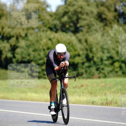 07.09.2025 - 19. Norderstedt Triathlon Michael Burmester http://msf.ph/oto/8836564 07.09.2025 12:47:48 Radfahren 318, 825, 1396 meine-sportfotos.de