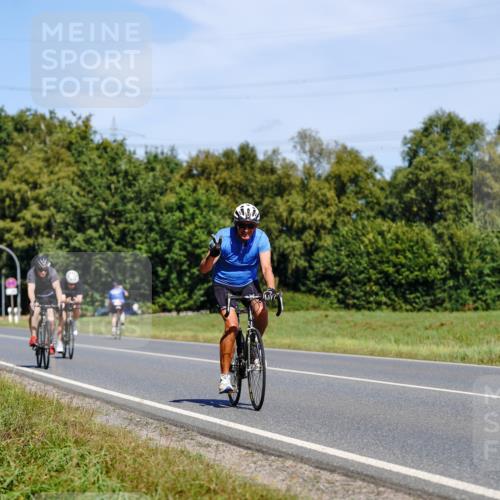 07.09.2025 - 19. Norderstedt Triathlon Michael Burmester http://msf.ph/oto/8836593 07.09.2025 12:47:59 Radfahren 304, 744 meine-sportfotos.de