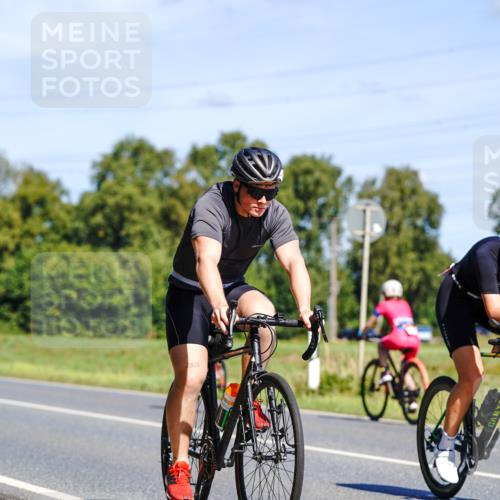 07.09.2025 - 19. Norderstedt Triathlon Michael Burmester http://msf.ph/oto/8836619 07.09.2025 12:48:02 Radfahren 277, 304, 1344 meine-sportfotos.de