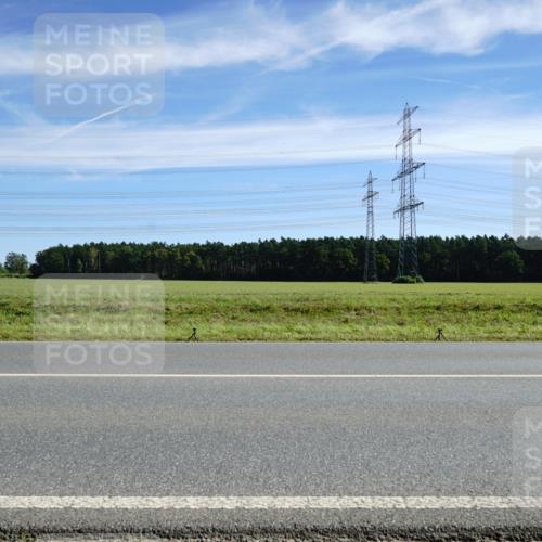 07.09.2025 - 19. Norderstedt Triathlon Michael Burmester http://msf.ph/oto/8837152 07.09.2025 12:02:25 Radfahren 251, 258 meine-sportfotos.de