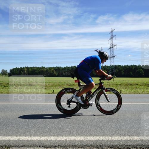 07.09.2025 - 19. Norderstedt Triathlon Michael Burmester http://msf.ph/oto/8841457 07.09.2025 12:25:05 Radfahren 301, 825 meine-sportfotos.de