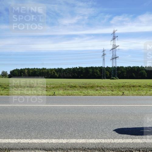 07.09.2025 - 19. Norderstedt Triathlon Michael Burmester http://msf.ph/oto/8841677 07.09.2025 12:26:28 Radfahren 216, 290, 813, 1262 meine-sportfotos.de