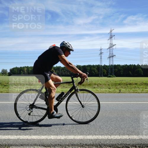 07.09.2025 - 19. Norderstedt Triathlon Michael Burmester http://msf.ph/oto/8842085 07.09.2025 12:28:21 Radfahren 141 meine-sportfotos.de