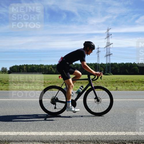 07.09.2025 - 19. Norderstedt Triathlon Michael Burmester http://msf.ph/oto/8842370 07.09.2025 12:30:12 Radfahren 295, 816, 1328 meine-sportfotos.de