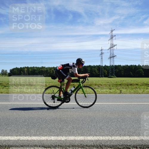 07.09.2025 - 19. Norderstedt Triathlon Michael Burmester http://msf.ph/oto/8842450 07.09.2025 12:30:36 Radfahren 715, 1295 meine-sportfotos.de