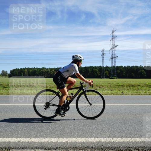 07.09.2025 - 19. Norderstedt Triathlon Michael Burmester http://msf.ph/oto/8842557 07.09.2025 12:31:49 Radfahren 738 meine-sportfotos.de