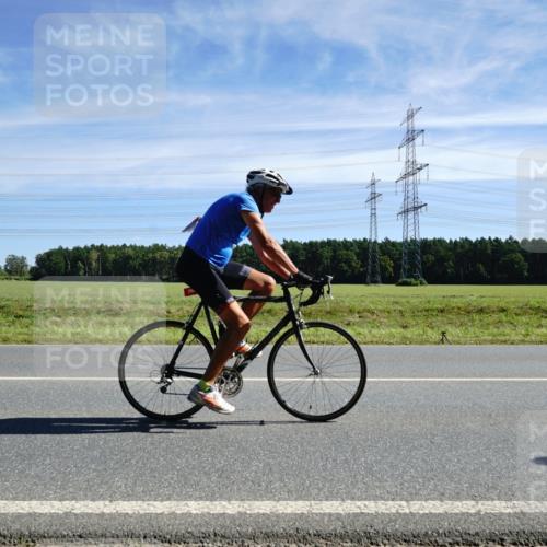 07.09.2025 - 19. Norderstedt Triathlon Michael Burmester http://msf.ph/oto/8842626 07.09.2025 12:32:30 Radfahren 304, 828, 1477 meine-sportfotos.de