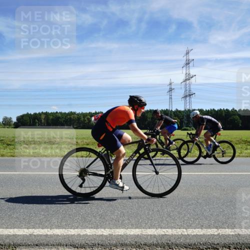07.09.2025 - 19. Norderstedt Triathlon Michael Burmester http://msf.ph/oto/8842808 07.09.2025 12:34:01 Radfahren 272, 273, 852 meine-sportfotos.de