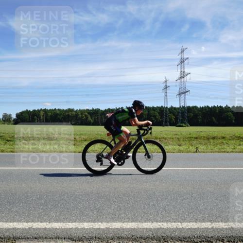 07.09.2025 - 19. Norderstedt Triathlon Michael Burmester http://msf.ph/oto/8842949 07.09.2025 12:35:12 Radfahren 213, 827, 1396 meine-sportfotos.de