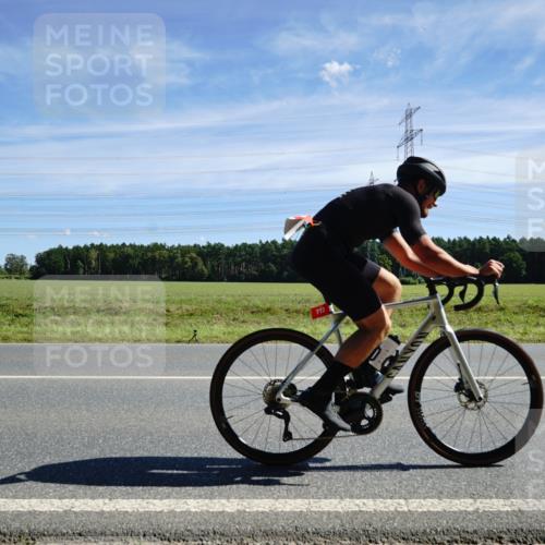 07.09.2025 - 19. Norderstedt Triathlon Michael Burmester http://msf.ph/oto/8843429 07.09.2025 12:38:24 Radfahren 712, 732 meine-sportfotos.de