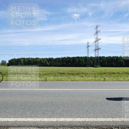 07.09.2025 - 19. Norderstedt Triathlon Michael Burmester http://msf.ph/oto/8843481 07.09.2025 12:38:39 Radfahren 224, 309, 766, 808 meine-sportfotos.de
