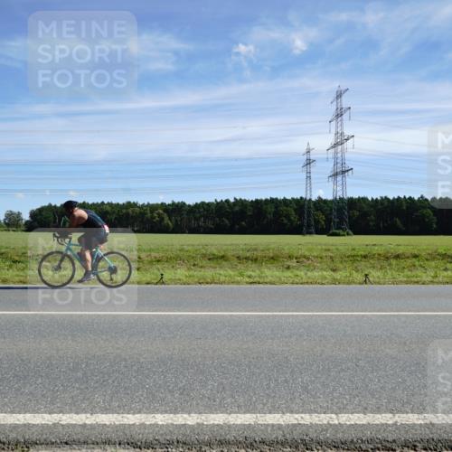 07.09.2025 - 19. Norderstedt Triathlon Michael Burmester http://msf.ph/oto/8843730 07.09.2025 12:39:05 Radfahren 1283, 1397 meine-sportfotos.de