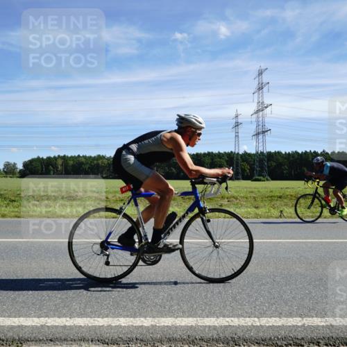 07.09.2025 - 19. Norderstedt Triathlon Michael Burmester http://msf.ph/oto/8843743 07.09.2025 12:39:16 Radfahren 813 meine-sportfotos.de