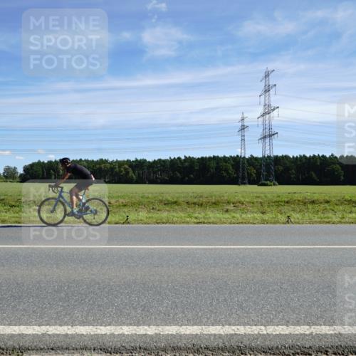 07.09.2025 - 19. Norderstedt Triathlon Michael Burmester http://msf.ph/oto/8843843 07.09.2025 12:40:59 Radfahren 197, 1263 meine-sportfotos.de