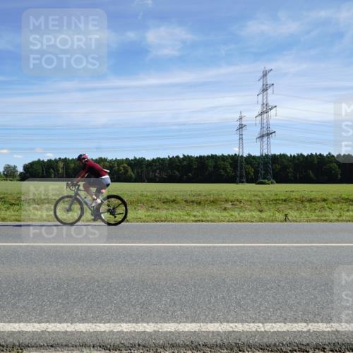 07.09.2025 - 19. Norderstedt Triathlon Michael Burmester http://msf.ph/oto/8843862 07.09.2025 12:41:14 Radfahren  meine-sportfotos.de