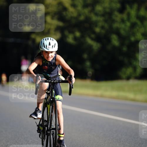 07.09.2025 - 19. Norderstedt Triathlon Michael Burmester http://msf.ph/oto/8843871 07.09.2025 09:40:09 Radfahren 617 meine-sportfotos.de