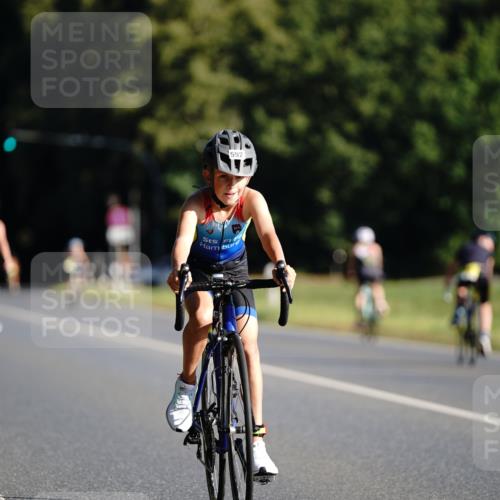 07.09.2025 - 19. Norderstedt Triathlon Michael Burmester http://msf.ph/oto/8843878 07.09.2025 09:40:15 Radfahren 592 meine-sportfotos.de