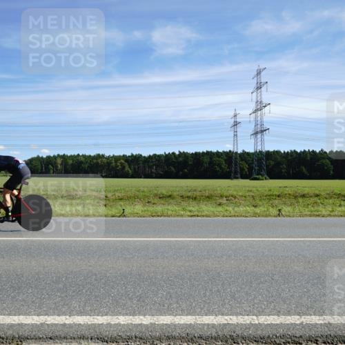 07.09.2025 - 19. Norderstedt Triathlon Michael Burmester http://msf.ph/oto/8843905 07.09.2025 12:41:39 Radfahren 1214, 1366 meine-sportfotos.de