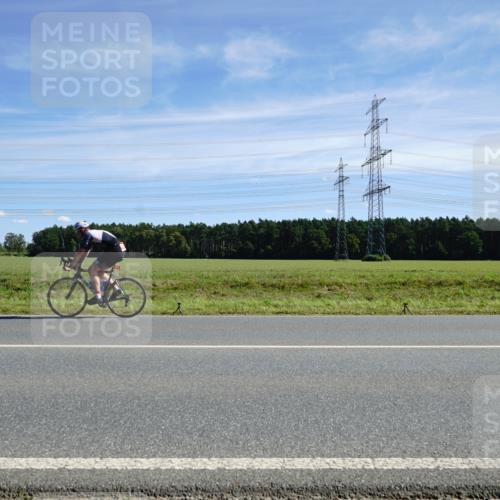 07.09.2025 - 19. Norderstedt Triathlon Michael Burmester http://msf.ph/oto/8843921 07.09.2025 12:41:47 Radfahren 735, 752, 1376 meine-sportfotos.de